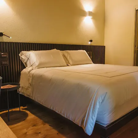 Garesio Wine Serralunga d'Alba