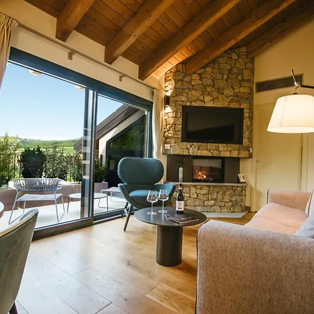 Garesio Wine Farm stay