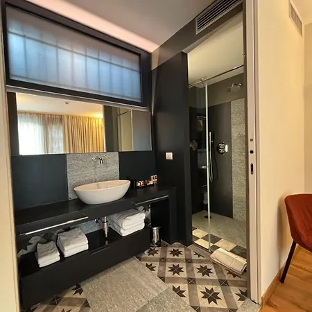 Alloggio per agriturismo Garesio Wine